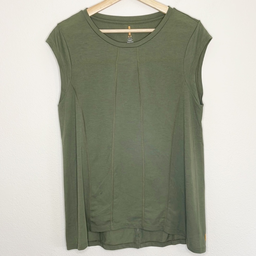 Lucy yoga top S